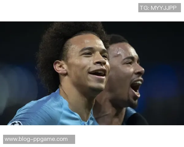 足球丑人背后的故事与荣耀揭示了运动员的真实魅力与坚持不懈的精神